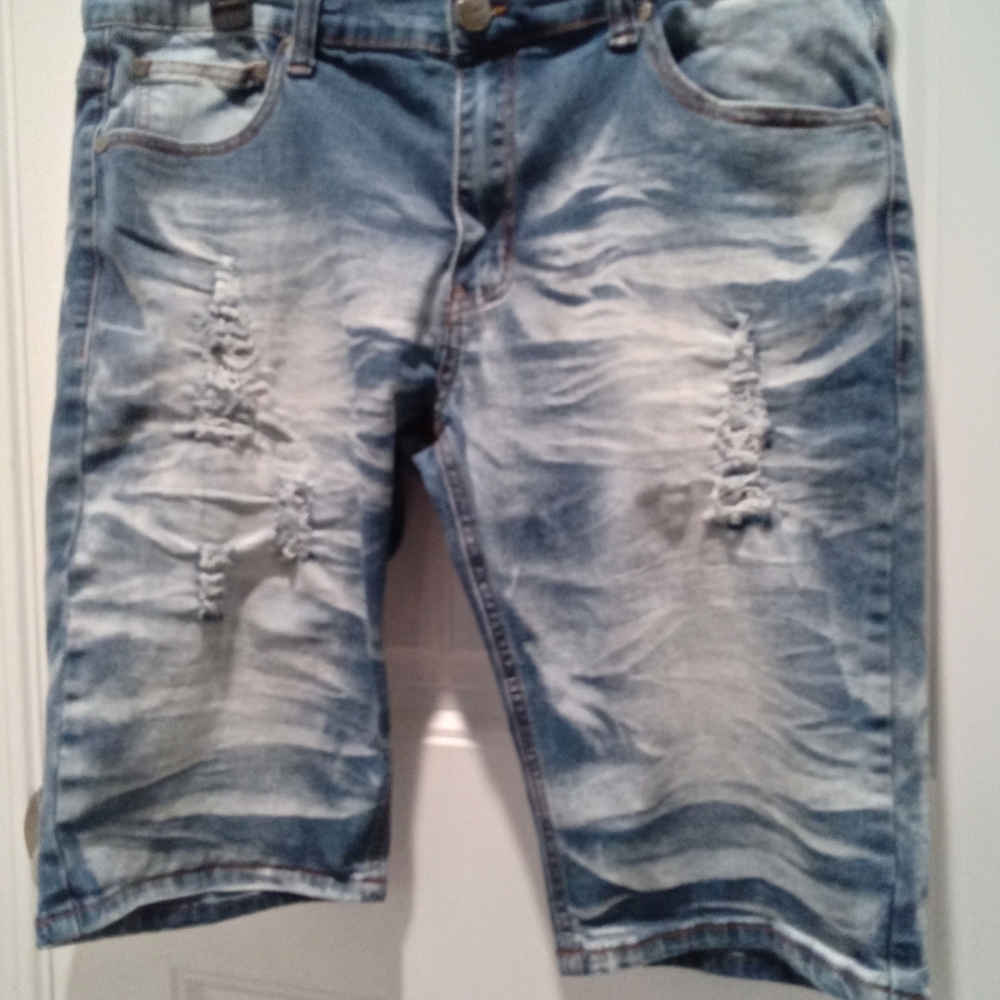 Blind Trust Stylish Blue Distressed Men's Size 36 Denim Shorts